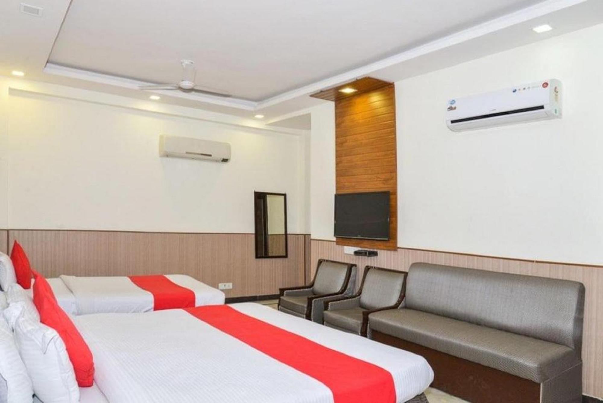 Hotel Shanti House New Delhi Karnail Singh Stadium Gate No 1 Eksteriør billede