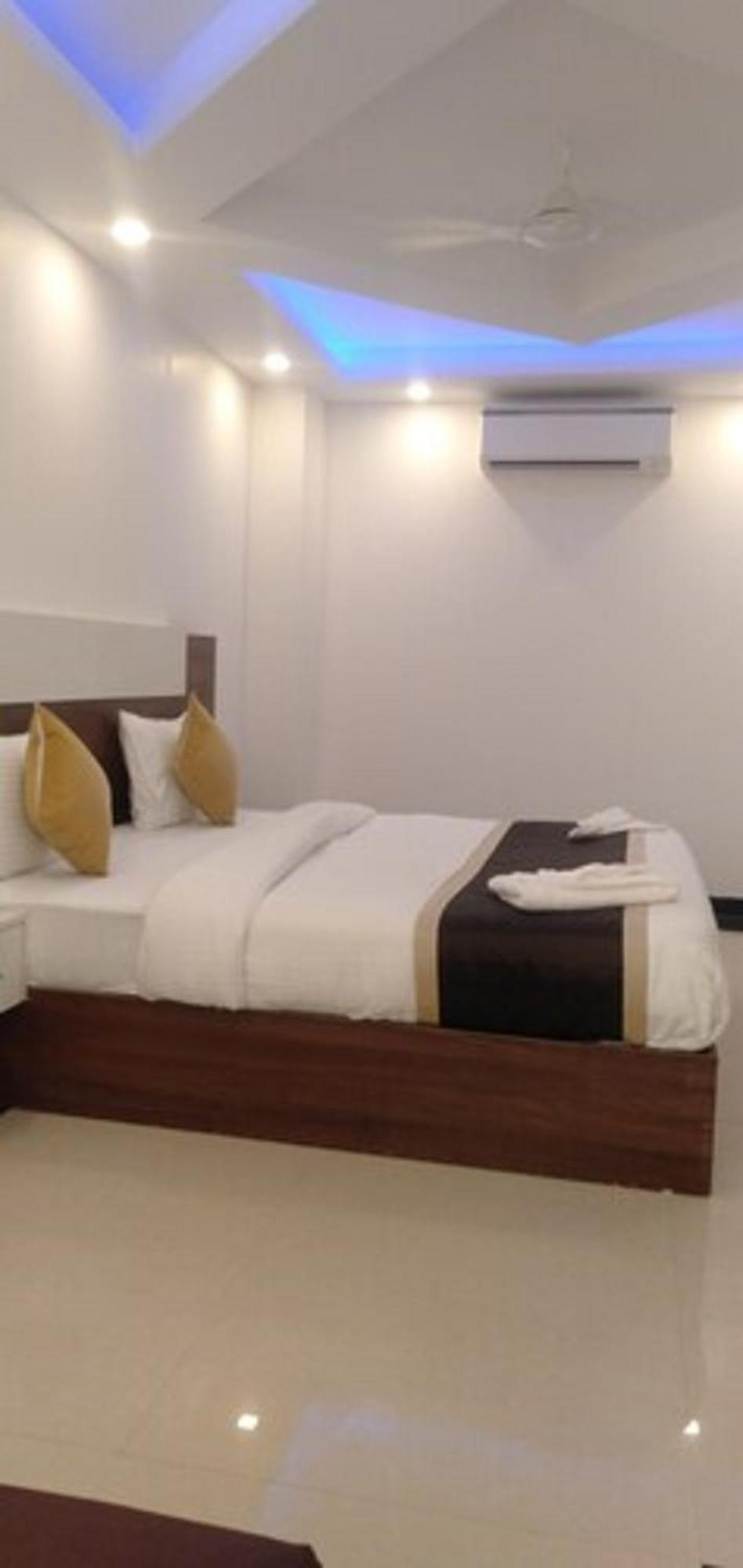 Hotel Shanti House New Delhi Karnail Singh Stadium Gate No 1 Eksteriør billede