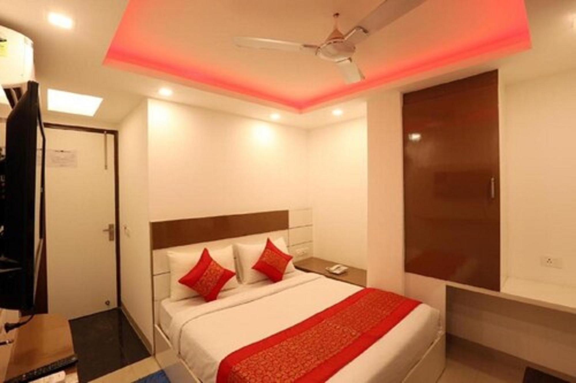 Hotel Shanti House New Delhi Karnail Singh Stadium Gate No 1 Eksteriør billede